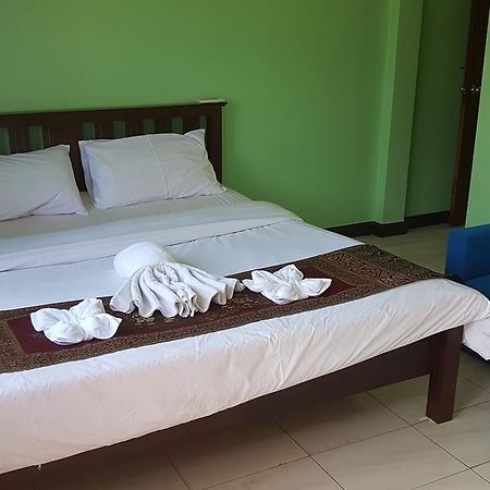 All Nations Guesthouse ホアヒン郡 エクステリア 写真