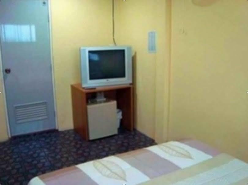 All Nations Guesthouse ホアヒン郡 エクステリア 写真